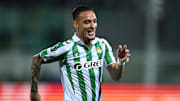 Convocado para a seleção, Antony busca o primeiro título pelo Betis