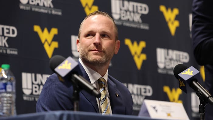 Darian DeVries introductory press conference