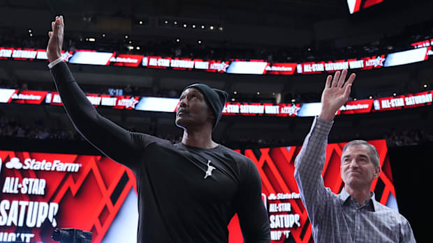Utah jazz old players Karl Malone and John Stockton Wague at the crowd during the 2023 All Star Saturday Night