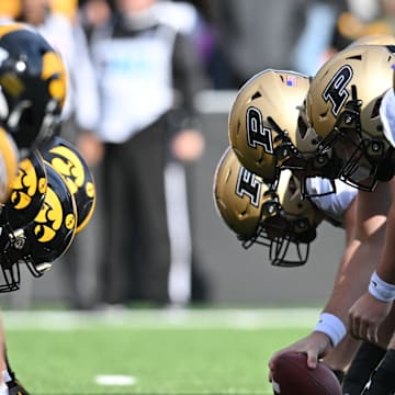 The line of scrimmage between the Iowa Hawkeyes and the Purdue Boilermakers