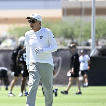 Jun 11, 2025; Henderson, NV, USA; Las Vegas Raiders head coach Pete Carroll runs down the field during Las Vegas Raiders Minicamp at Intermountain Health Performance Center. Mandatory Credit: Candice Ward-Imagn Images