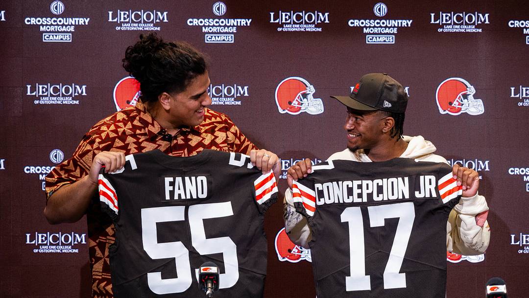 Apr 24, 2026; Berea, OH, USA; Cleveland Browns first round draft picks Spencer Fano, left, and KC Concepcion hold their new jerseys during an introductory press conference at CrossCountry Mortgage Campus. Mandatory Credit: Ken Blaze-Imagn Images Apr 24, 2026; Berea, OH, USA; Cleveland Browns first round draft picks Spencer Fano, left, and KC Concepcion hold their new jerseys during an introductory press conference at CrossCountry Mortgage Campus. Mandatory Credit: Ken Blaze-Imagn Images