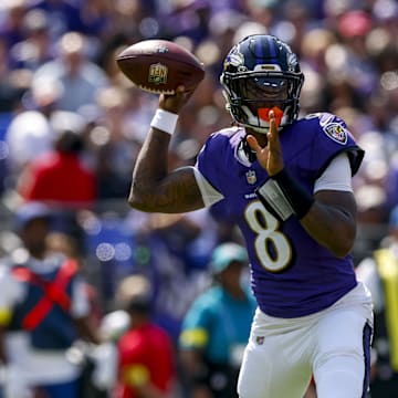 Lamar Jackson and the Ravens look to get back to .500 in Cleveland.