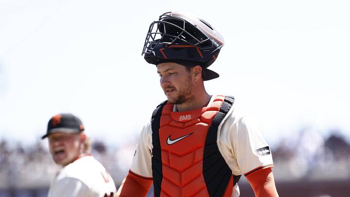 Apr 23, 2026; San Francisco, California, USA; San Francisco Giants starting pitcher Logan Webb (62) returns to the mound behind catcher Patrick Bailey (14) after the Los Angeles Dodgers scored a run during the fourth inning at Oracle Park. Mandatory Credit: Kelley L Cox-Imagn Images