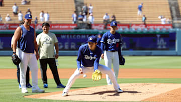 Toronto Blue Jays v Los Angeles Dodgers