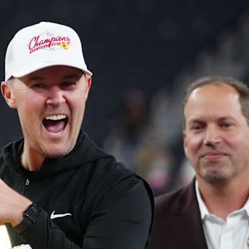 USC Trojans Lincoln Riley Iowa Hawkeyes College Football Playoff Big Ten Oregon Ducks Jayden Maiava Offense Defense Makai Lem