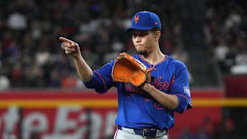 May 7, 2025; Phoenix, Arizona, USA; New York Mets pitcher Kodai Senga (34) reacts to a play against the Arizona Diamondbacks in the first inning at Chase Field. Mandatory Credit: Rick Scuteri-Imagn Images
