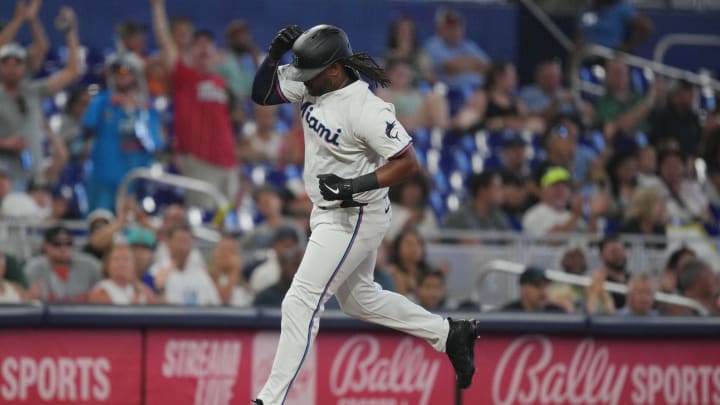 Jul 25, 2024; Miami, Florida, USA;  Miami Marlins designated hitter Josh Bell (9) rounds the bases after hitting a home run against the Baltimore Orioles in the sixth inning at loanDepot Park. Mandatory Credit: Jim Rassol-USA TODAY Sports