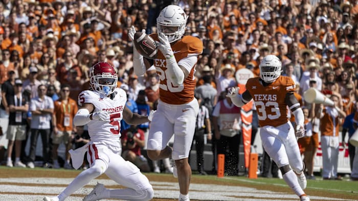 Oct 7, 2023; Dallas, Texas, USA; Texas Longhorns defensive back Jerrin Thompson (28) and Oklahoma