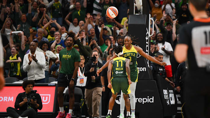 Sep 9, 2025; Seattle, Washington, USA; Seattle Storm guard Erica Wheeler (17) and forward Nneka Ogwumike (3) celebrate after defeating the Golden State Valkyries at Climate Pledge Arena. Mandatory Credit: Steven Bisig-Imagn Images Sep 9, 2025; Seattle, Washington, USA; Seattle Storm guard Erica Wheeler (17) and forward Nneka Ogwumike (3) celebrate after defeating the Golden State Valkyries at Climate Pledge Arena. Mandatory Credit: Steven Bisig-Imagn Images