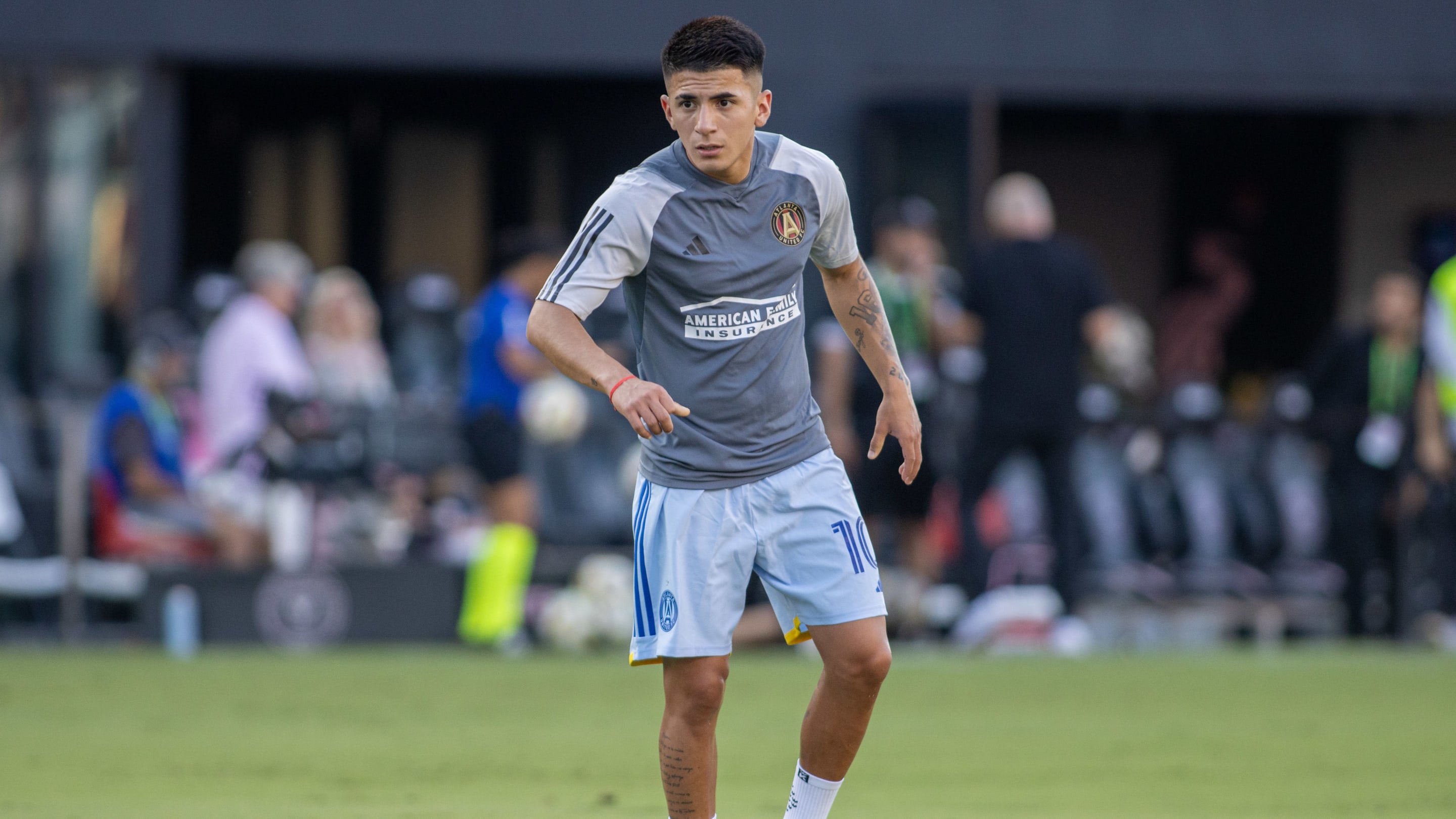 Mercato : Thiago Almada attendu à l'OL mais pas cet été