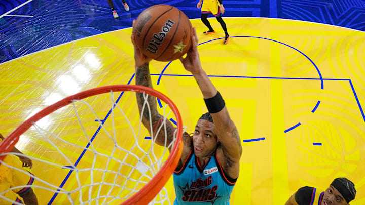 February 14, 2025; San Francisco, California, USA; Team G-League guard JD Davison (3) of the Maine Celtics dunks against Team M during the 2025 NBA Rising Stars Game at Chase Center. Mandatory Credit: Kyle Terada-Imagn Images February 14, 2025; San Francisco, California, USA; Team G-League guard JD Davison (3) of the Maine Celtics dunks against Team M during the 2025 NBA Rising Stars Game at Chase Center. Mandatory Credit: Kyle Terada-Imagn Images