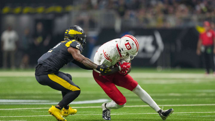 Mar 31, 2024; San Antonio, TX, USA;  DC Defenders wide receiver Ty Scott (19) catches a passes against San Antonio Brahmas cornerback Darius Phillips (2) in the first half at The Alamodome. Mandatory Credit: Daniel Dunn-USA TODAY Sports