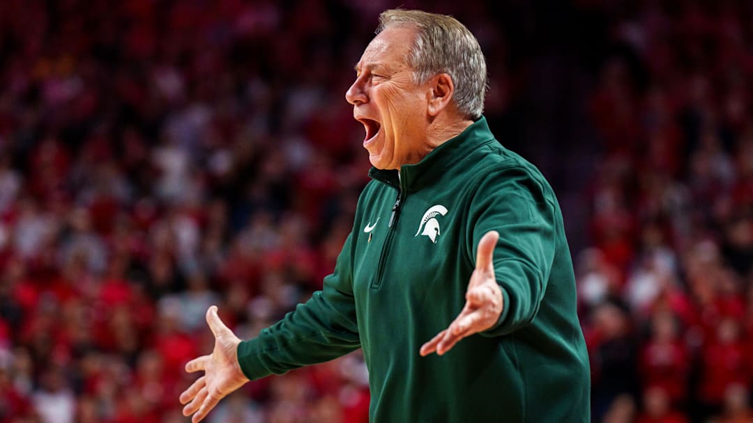 Jan 2, 2026; Lincoln, Nebraska, USA; Michigan State Spartans head coach Tom Izzo reacts to a foul against the Nebraska Cornhuskers during the first half at Pinnacle Bank Arena. Mandatory Credit: Dylan Widger-Imagn Images