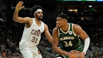 Jarrett Allen, Cleveland Cavaliers and Giannis Antetokounmpo, Milwaukee Bucks