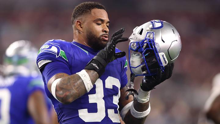Nov 30, 2023; Arlington, Texas, USA; Seattle Seahawks safety Jamal Adams (33) during the first half
