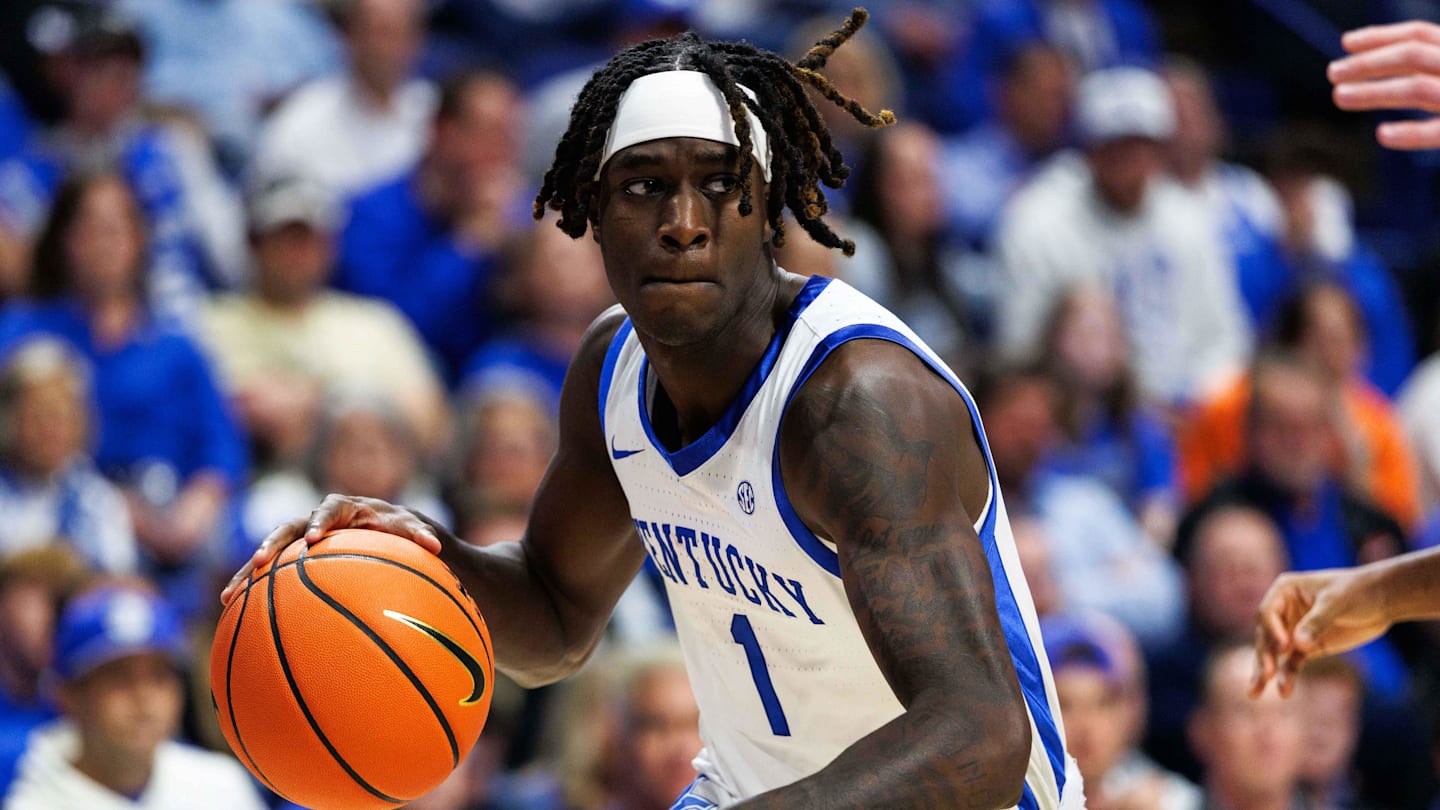 Kentucky Basketball Faces Key Injuries to Jaland Lowe, Denzel Aberdeen Affecting Early Season