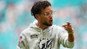 Miami Dolphins head coach Mike McDaniel
