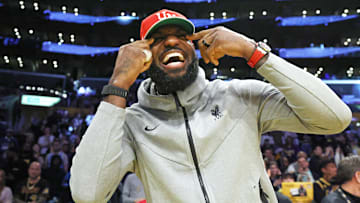 Indiana Pacers v Los Angeles Lakers