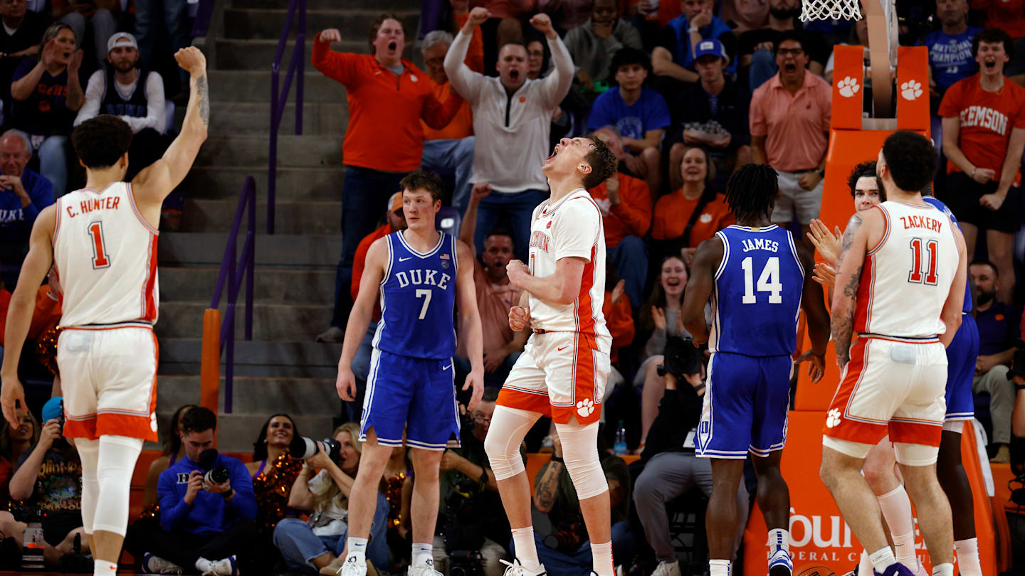 Men’s college basketball rankings: Projected AP Top 25 after Auburn, Duke go down