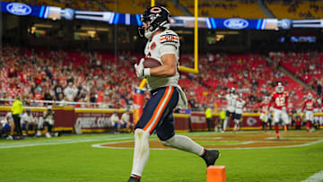 Aug 22, 2025; Kansas City, Missouri, USA; Chicago Bears tight end Joel Wilson (86) scores a touchdown during the second half against the Kansas City Chiefs at GEHA Field at Arrowhead Stadium. 