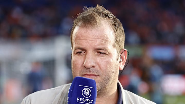 Rafael Van der Vaart on punditry duty