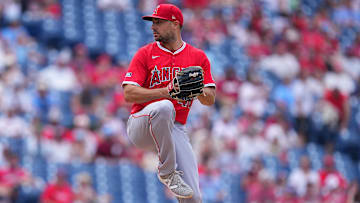 Los Angeles Angels v Philadelphia Phillies