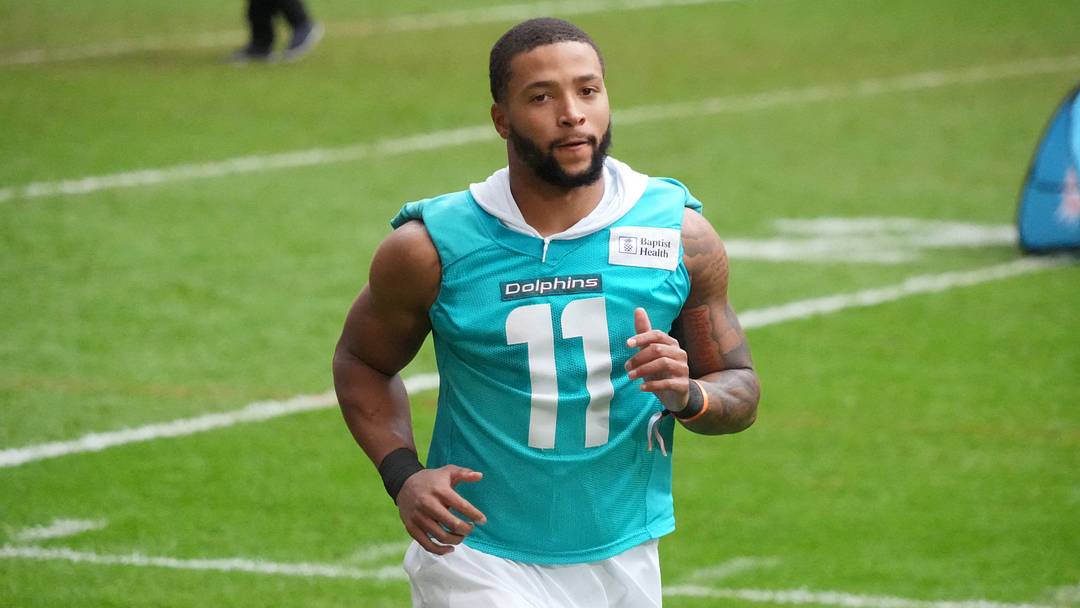 Miami Dolphins safety Dante Trader Jr. (11) during practice at Estadio Riyadh Air Metropolitano in 2025.. Miami Dolphins safety Dante Trader Jr. (11) during practice at Estadio Riyadh Air Metropolitano in 2025..