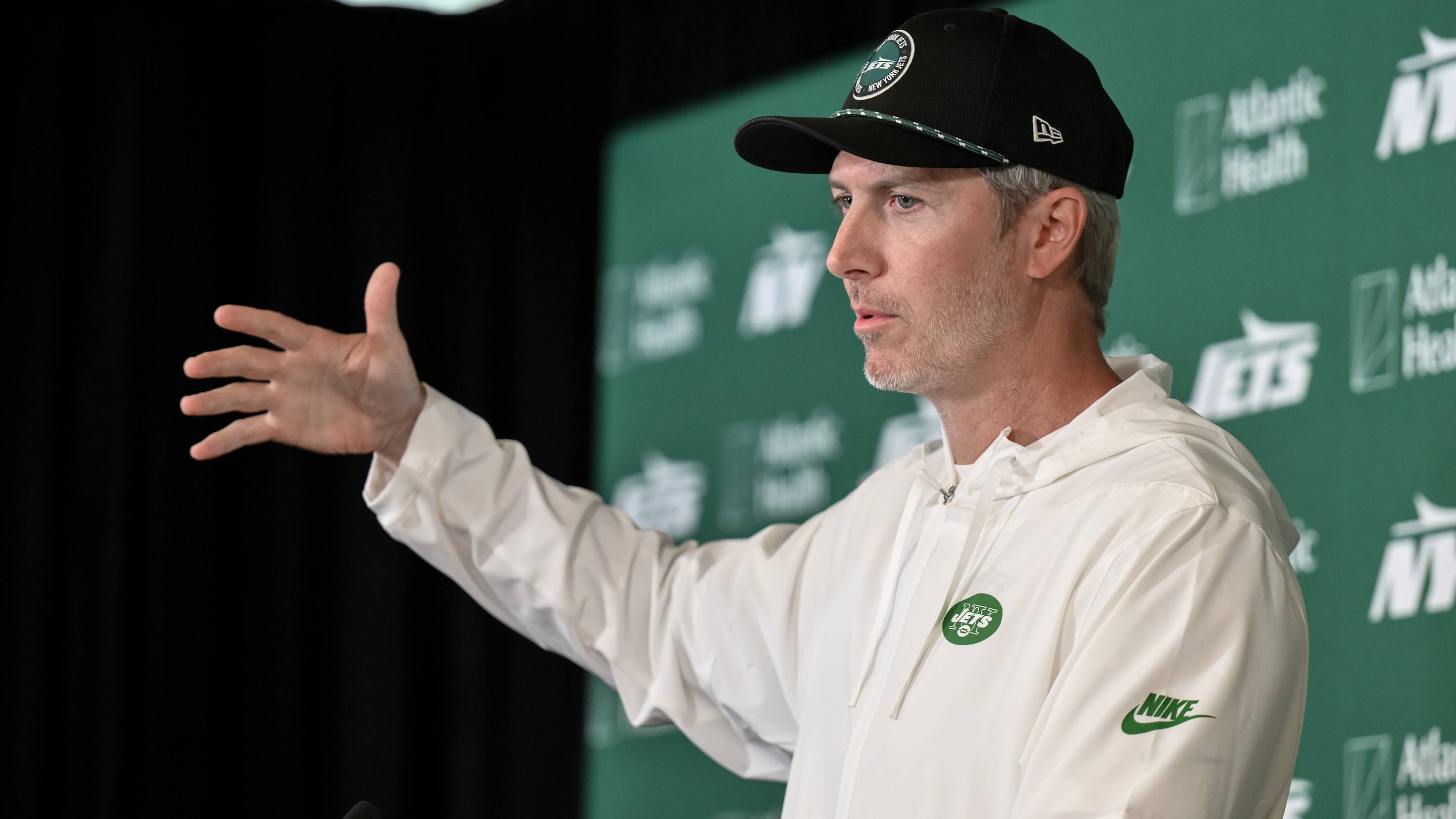 Jets' Lack of Trades Underscores Darren Mougey's Mentality to Begin 2026 Season