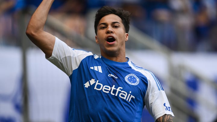 Revelado no Santos, Kaio Jorge hoje é referência no ataque do Cruzeiro Revelado no Santos, Kaio Jorge hoje é referência no ataque do Cruzeiro