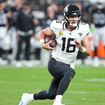 Trevor Lawrence and the Jacksonville Jaguars are favored against the Houston Texans on Sunday.