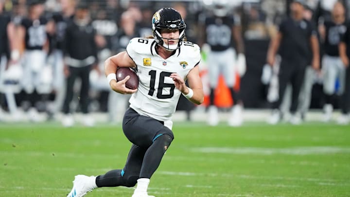 Trevor Lawrence and the Jacksonville Jaguars are favored against the Houston Texans on Sunday.