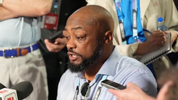 Pittsburgh Steelers head coach Mike Tomlin