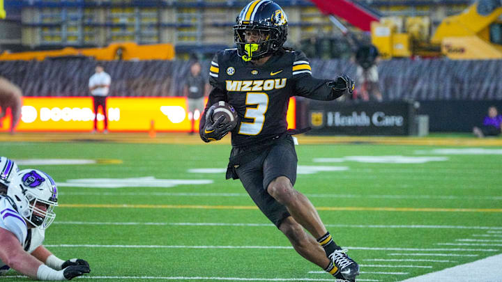 Missouri Tigers wide receiver Kevin Coleman Jr. (3) runs the ball, in a game against the Central Arkansas Bears this season.
