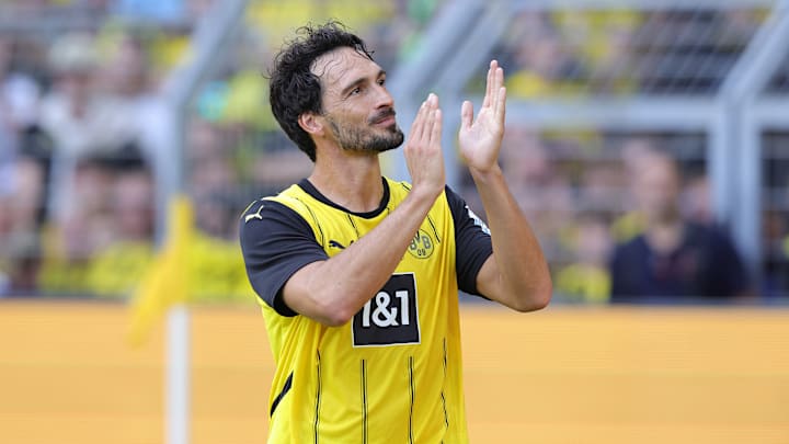 Mats Hummels im BVB-Trikot. In Dortmund wird der Weltmeister im August offiziell verabschiedet Mats Hummels im BVB-Trikot. In Dortmund wird der Weltmeister im August offiziell verabschiedet