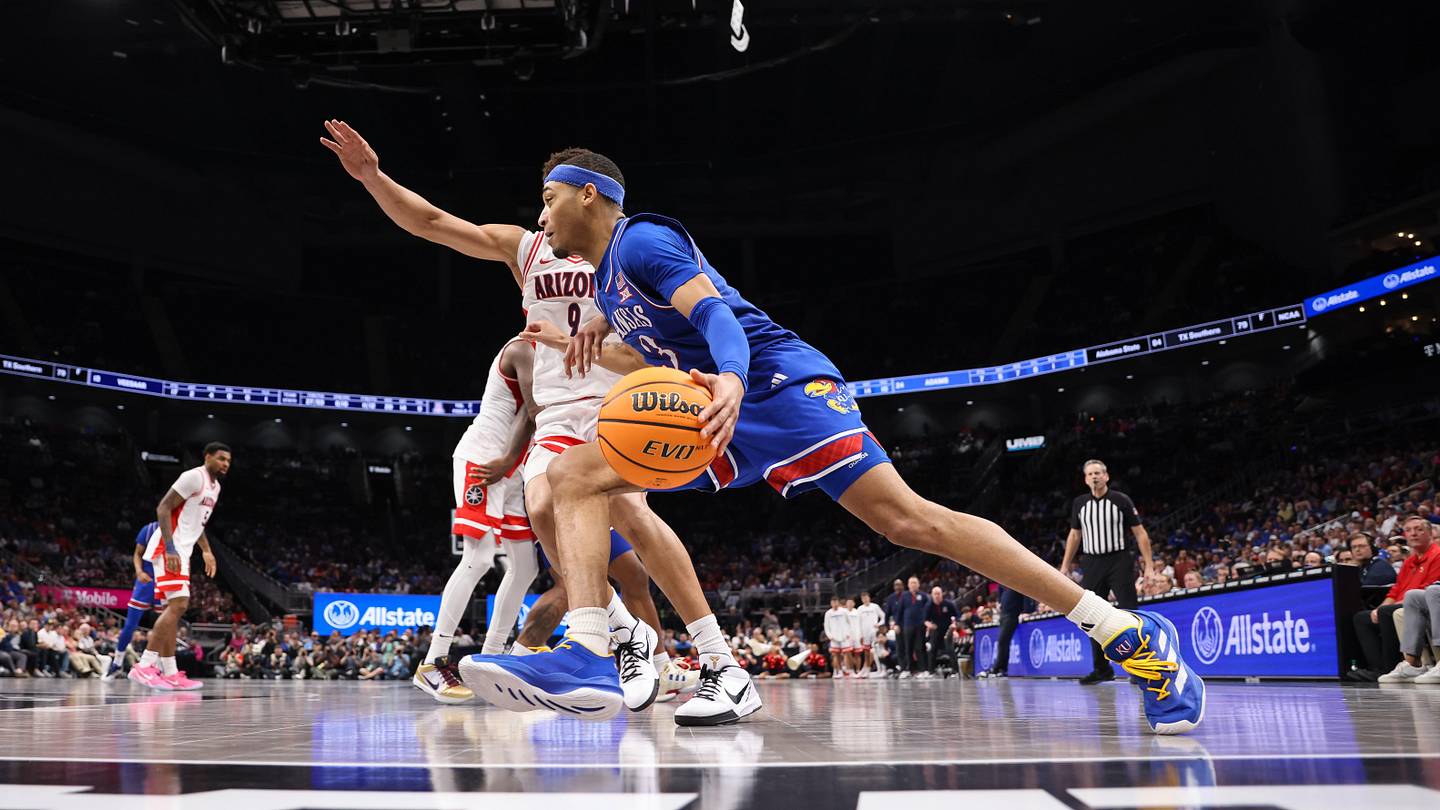 ESPN Predicts NCAA Tournament Matchup Between Kansas and Arkansas