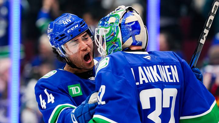 Toronto Maple Leafs v Vancouver Canucks