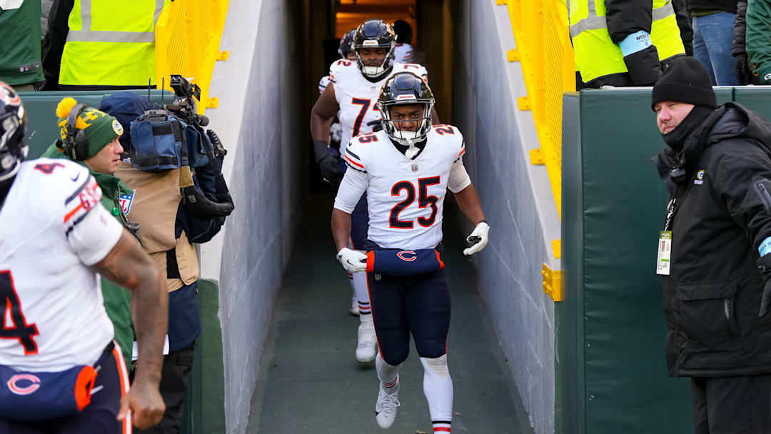 Chicago Bears v Green Bay Packers