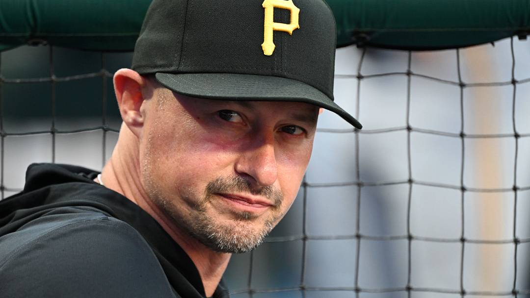 Jun 30, 2026; Philadelphia, Pennsylvania, USA; Pittsburgh Pirates manager Don Kelly (12) in the dugout against the Philadelphia Phillies at Citizens Bank Park. Mandatory Credit: Eric Hartline-Imagn Images Jun 30, 2026; Philadelphia, Pennsylvania, USA; Pittsburgh Pirates manager Don Kelly (12) in the dugout against the Philadelphia Phillies at Citizens Bank Park. Mandatory Credit: Eric Hartline-Imagn Images