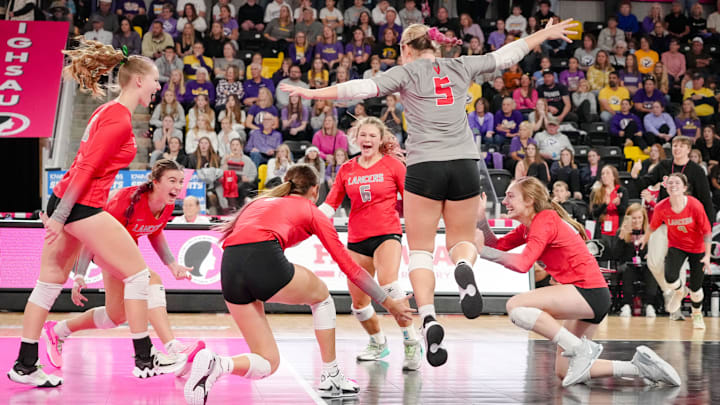 North Scott advanced to the Class 4A semifinals on Monday, a year after winning the title. North Scott advanced to the Class 4A semifinals on Monday, a year after winning the title.