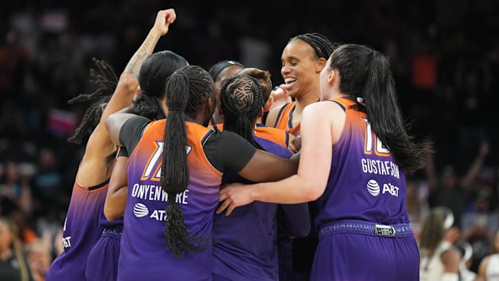 Aug 3, 2023; Phoenix, Arizona, USA; Phoenix Mercury guard Diana Taurasi (3) celebrates her 10,000th career point during the second half of the game against the Atlanta Dream at Footprint Center. Mandatory Credit: Joe Camporeale-Imagn Images