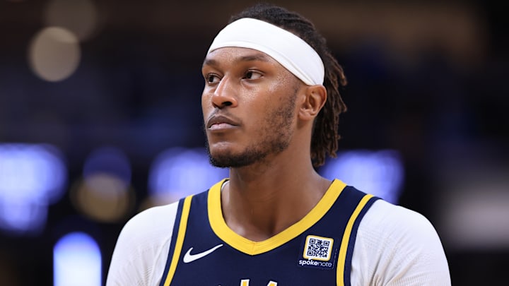 Indiana Pacers center Myles Turner (33).