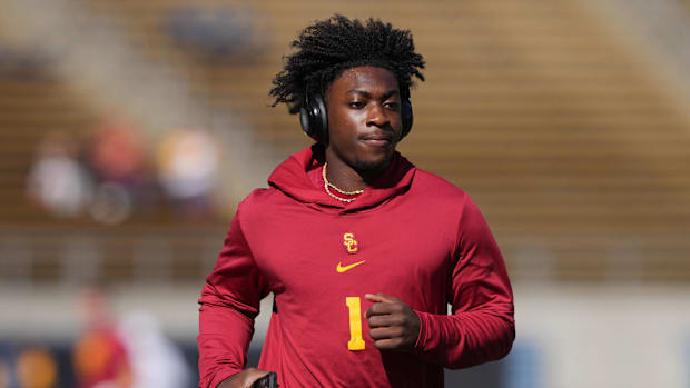 USC Trojans wide receiver Zachariah Branch (1) before the game against the California Golden Bears