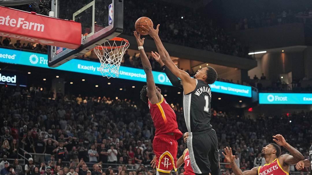 Oct 23, 2026; Austin, Texas, USA; Houston Rockets guard Amen Thompson (1) blocks the final shot attempt by San Antonio Spurs forward Victor Wembanyama (1) at the end of the game at Moody Center. Oct 23, 2026; Austin, Texas, USA; Houston Rockets guard Amen Thompson (1) blocks the final shot attempt by San Antonio Spurs forward Victor Wembanyama (1) at the end of the game at Moody Center.
