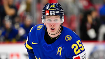 F Otto Stenberg in the 2025 IIHF World Junior Championship semifinals