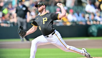 Minnesota Twins v Pittsburgh Pirates