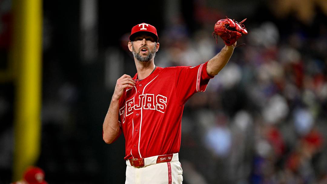 Texas Rangers relief pitcher Chris Martin.