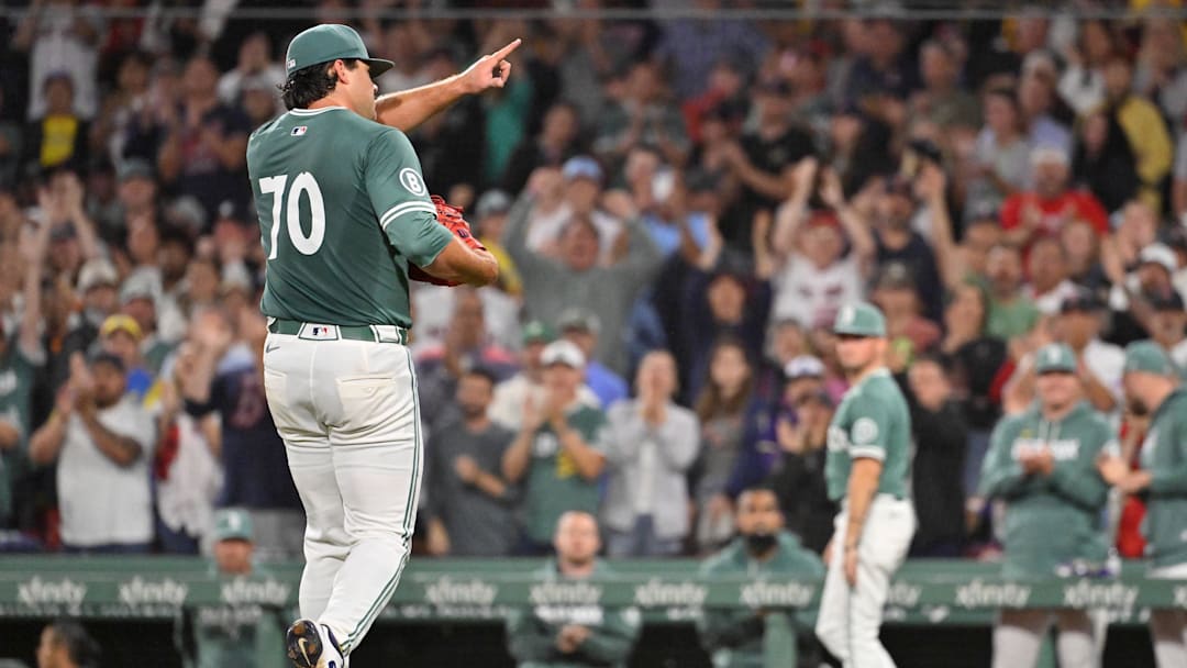 Aug 29, 2025; Boston, Massachusetts, USA; Boston Red Sox starting pitcher Payton Tolle (70) reacts to fans after being relieved of pitching duties against the Pittsburgh Pirates during the sixth inning at Fenway Park. Mandatory Credit: Eric Canha-Imagn Images