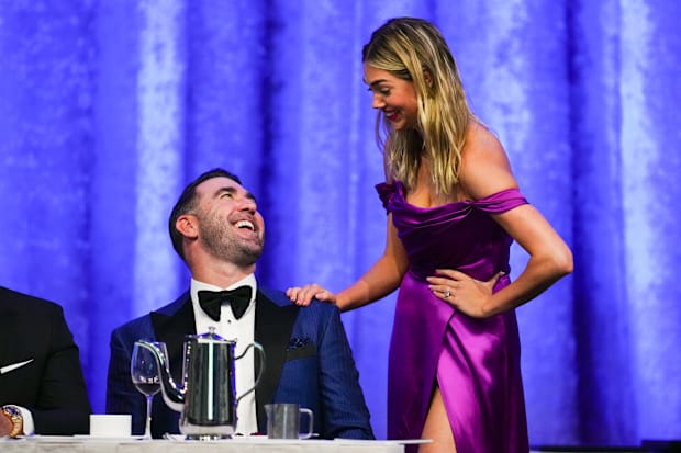 Justin Verlander and Kate Upton during the 2023 BBWAA Awards Dinner at New York Hilton Midtown