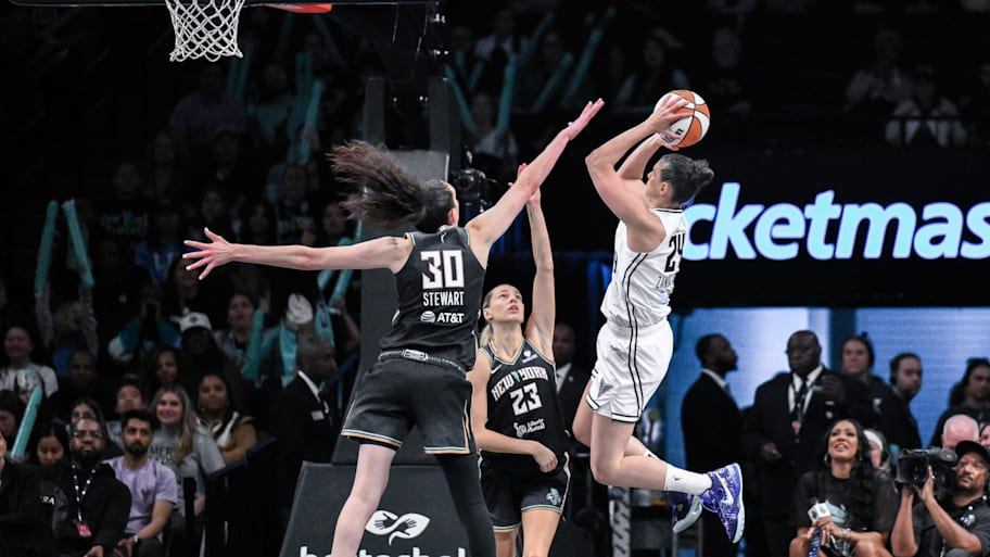The WNBA's Valkyries and Liberty are the league's two most valuable franchises as valuations surge. | John Jones-Imagn Images